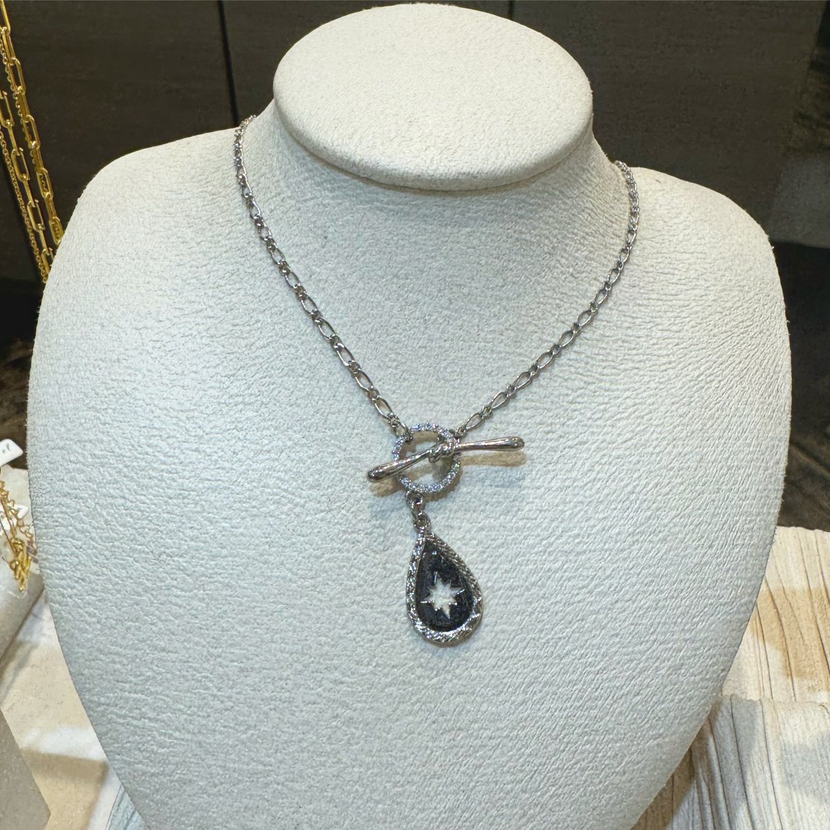 激レア】John Lennon Museum シルバーネックレス/ペンダント